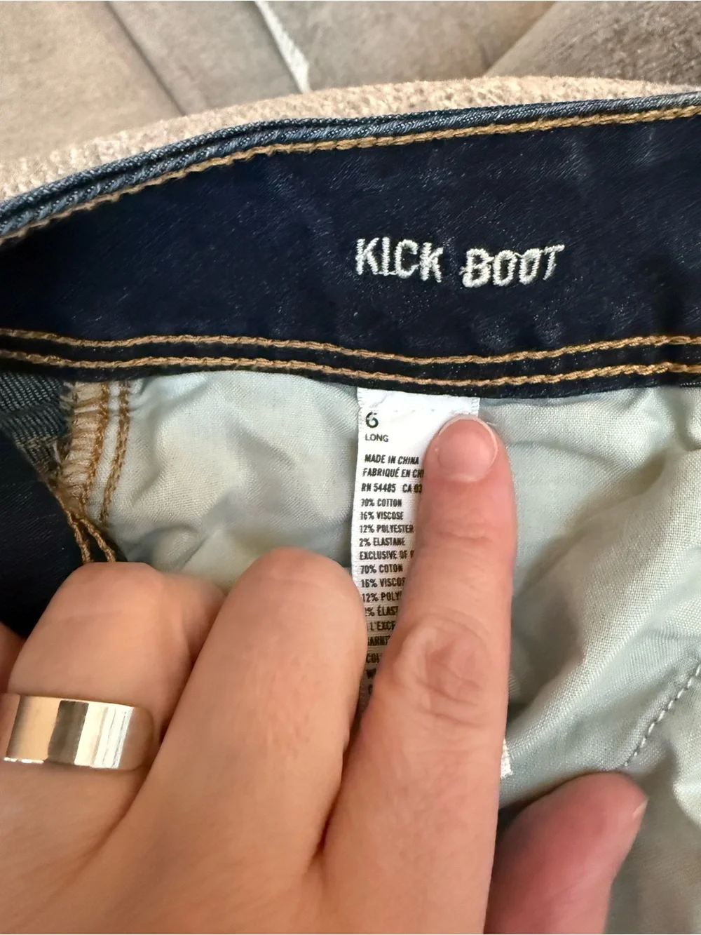 American Eagle Outfitters Dark Blue Flare Jeans - Picture 8 of 9